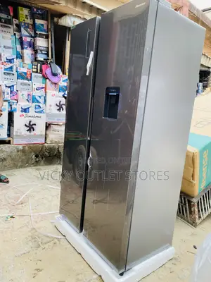 Hisense 529liters Side by Side Refrigerator