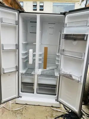 Hisense 529liters Side by Side Refrigerator