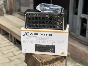 Behringer Digital Mixer