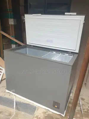 Hisense FRZ Fc 390 Sh
297liter, Fast Freezer