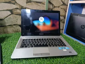 Laptop Lenovo IdeaPad U450P 4GB Intel Core I5 HDD 320GB