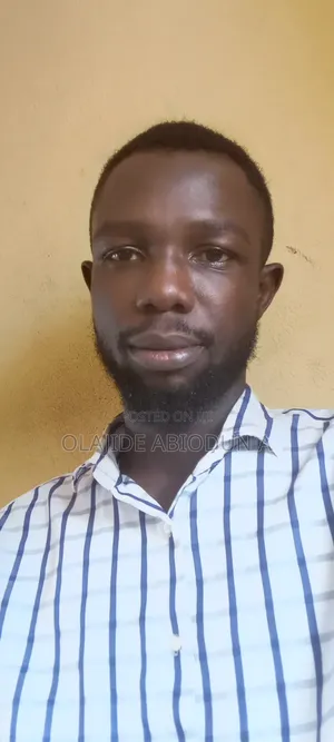 Olajide Abiola(Human Resources Manager, Communicator)