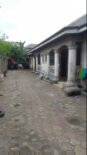 6bdrm Block of Flats in Off Sars  Road, Port for sale