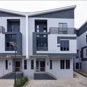 4bdrm Duplex in Kado for sale