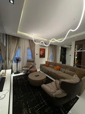 3 Bedroom Penthouse Short Let