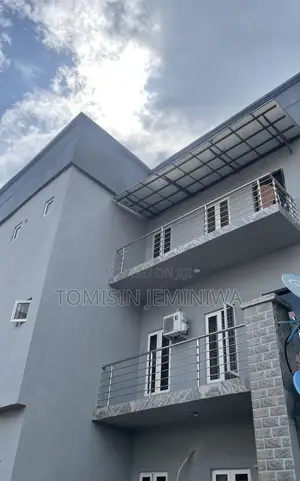 Furnished 3bdrm Block of Flats in Pacific Estate, Kubwa for sale