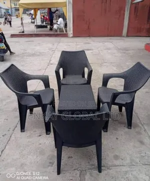 Executive Plastic Restaurant Set
