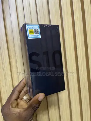 New Samsung Galaxy S10 128 GB Black