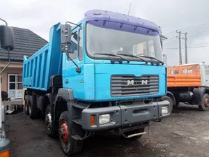 Man Dump Truck 12 Tyres 30 Tons