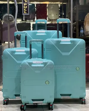 Set of 4 Dark Green Expandable  Polycarbon Luggage Boxs