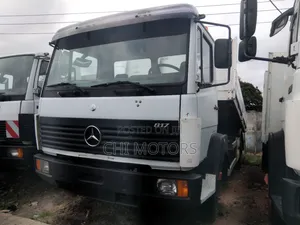 Mercedes Benz Tipper Truck 817 2008 White