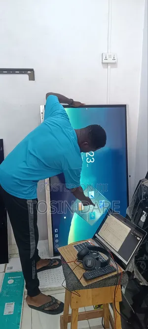 Professional Led Tv Technician