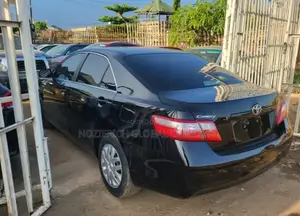 Toyota Camry LE 4dr Sedan (2.4L 4cyl 5A) 2009 Black