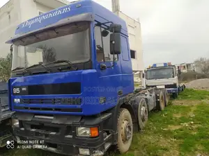 Tokunbo 12 Tire Daf 95 Ati.