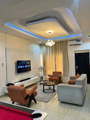 2 Bedroom Shortlet Let Stay Apartment