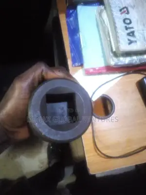 1 1⁄2"--1" Socket Reducer for Square Hydraulic Torque Wrench