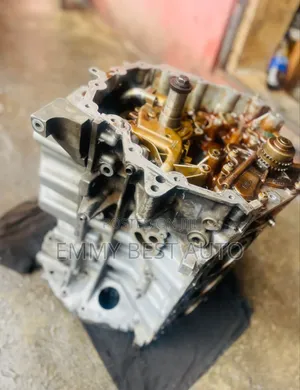 Ford Explorer 2013 Half Engine