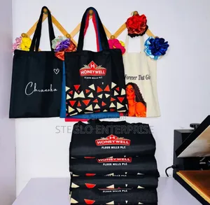 200 Unit of Tote Bags in for Souvenir