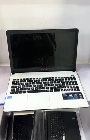 Laptop Asus X501A 4GB Intel Core i3 HDD 320GB