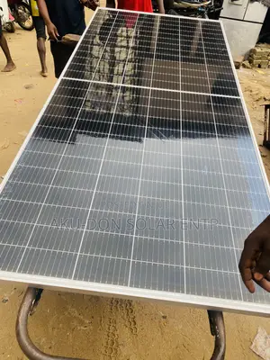 680watts 156cell Original Canadian Half-Cut Mono Solar Panel