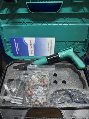 Manual Mini Steel Nail Gun (Nails, Safety Glasses)