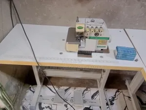 Uk Used Industrial Weaving Machine (4 Thread)