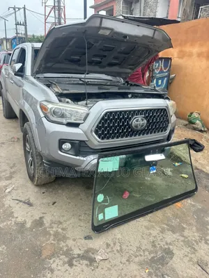 Toyota Tacoma 20016 Windscreen Glass Installation We Deliver
