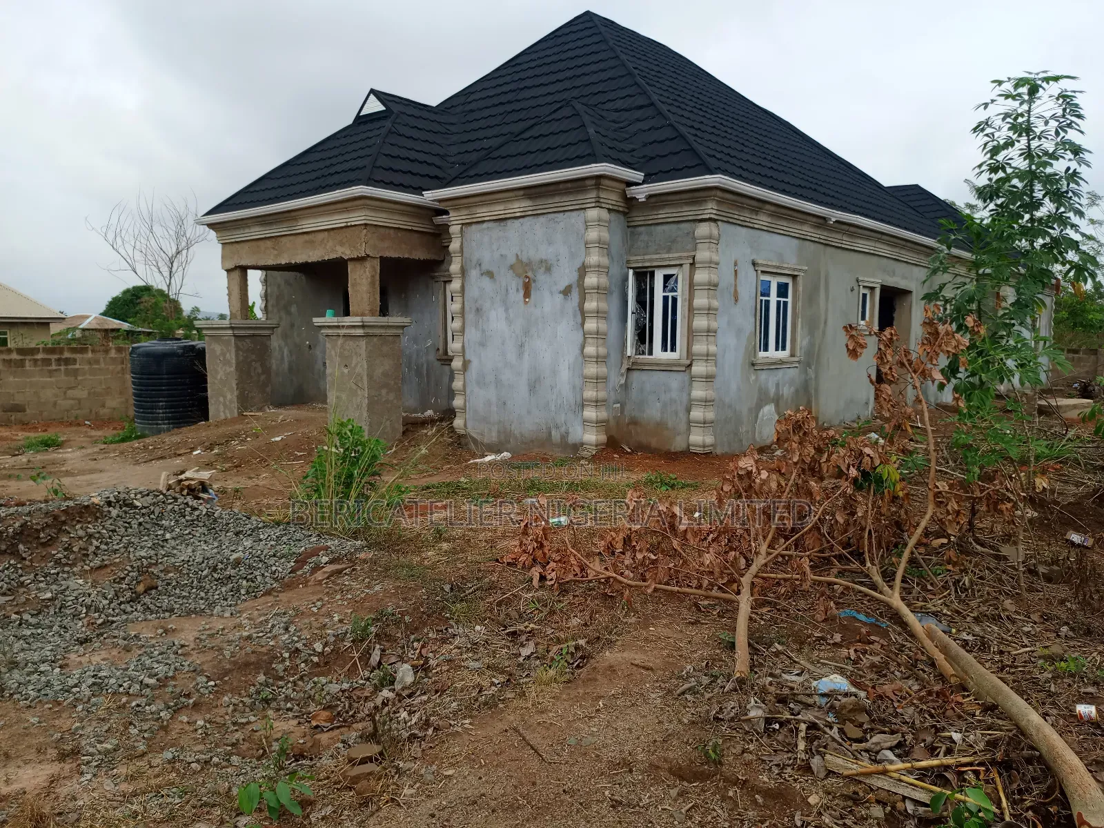 Architect / Site Engineer