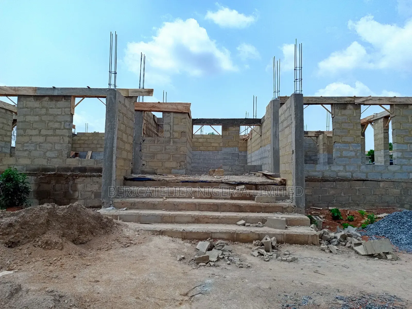 Architect / Site Engineer