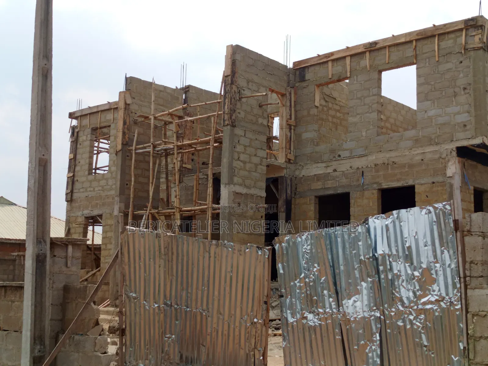Architect / Site Engineer