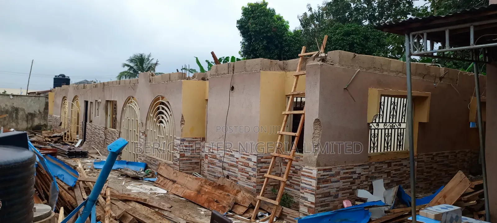 Architect / Site Engineer