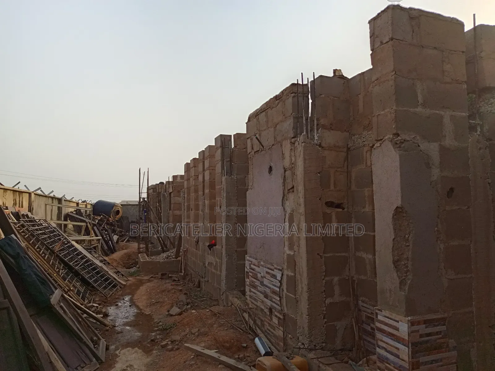 Architect / Site Engineer