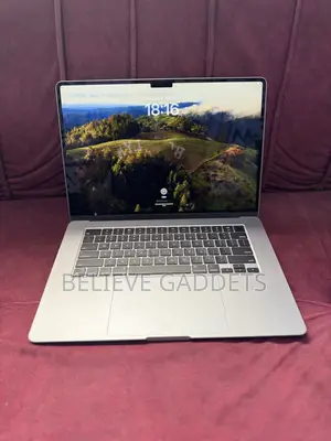 Laptop Apple MacBook Air 2024 M3 15-Inch 24GB Apple M3 SSD 512GB