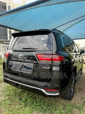 New Toyota Land Cruiser 2024 Black