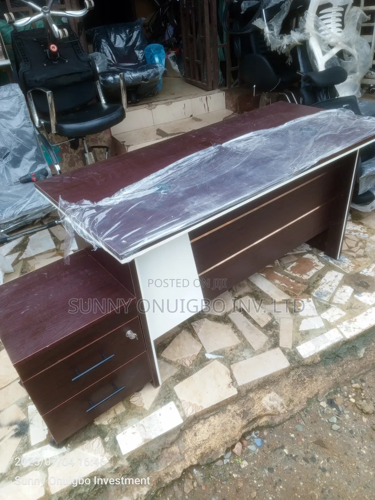 Executive Office Table With Side Drawer