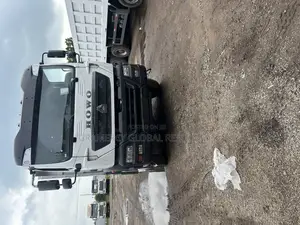 Brand New 2025 Howo Tx Model 6x4 10 Tyres Truck Tipper