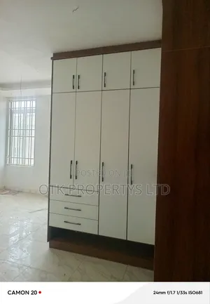 4bdrm Duplex in Cedar Wood City for rent