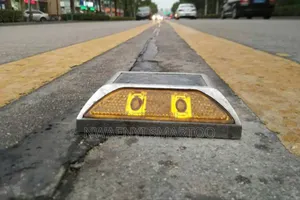 Road Safety Solar Stud ( Cat Eye)