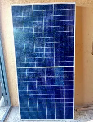 650watts 144cells Original Canadian Half-Cut Poly Solarpanel