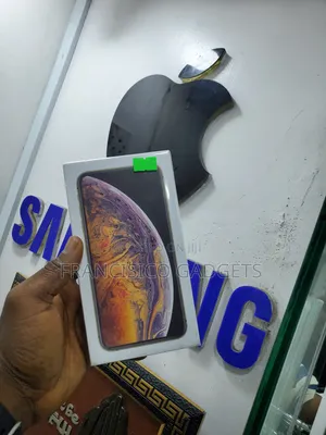 New Apple iPhone XS Max 256 GB Gold