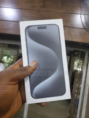 New Apple iPhone 15 Pro Max 512 GB Gold