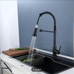 Modern 360° Swivel Pull-Down Kitchen Faucet