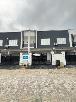 3bdrm Townhouse/Terrace in Ajah for Sale