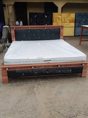 ,6/6 Wood.Bedframe