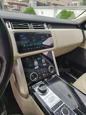 Land Rover Range Rover Vogue 2019 Black