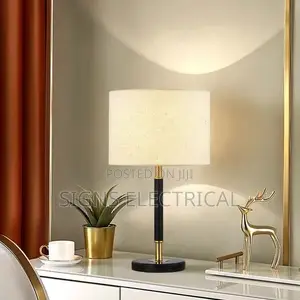 Swiss Nordic Style Light Luxury Table Lamp