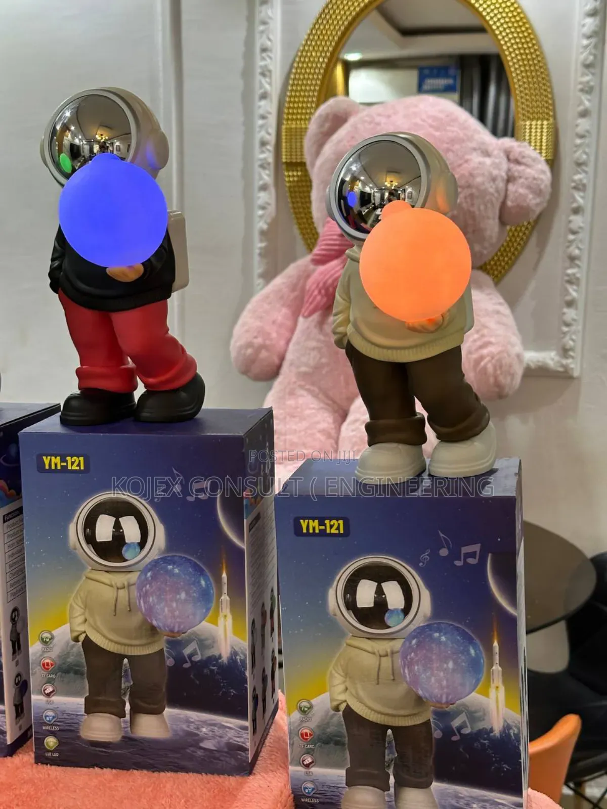 La Astro 
Moon Light German Astronauts