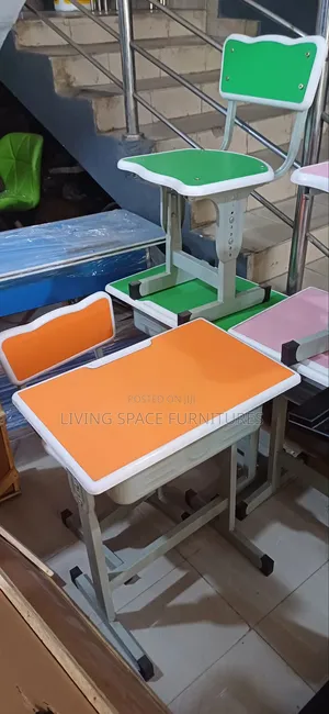 Quality Students Desk With Chairs