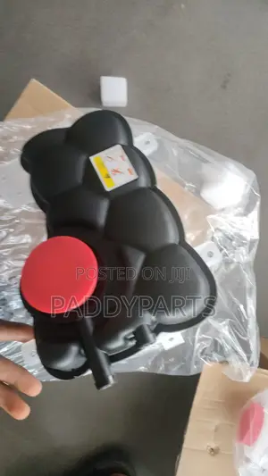 Range Rover Velar Coolant Reservoir Tank