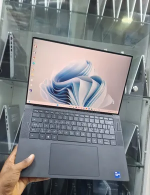 Laptop Dell Precision 5570 32GB Intel Core i9 SSD 1T